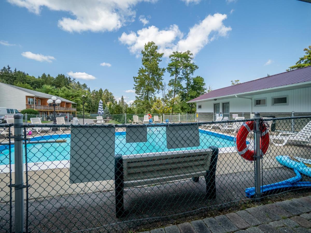 Lake 'N Pines Motel Cooperstown Bagian luar foto