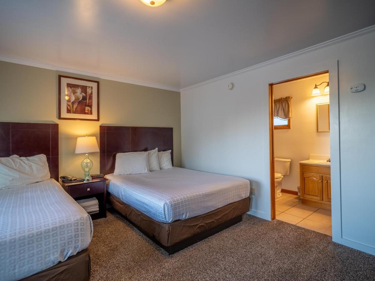 Lake 'N Pines Motel Cooperstown Bagian luar foto